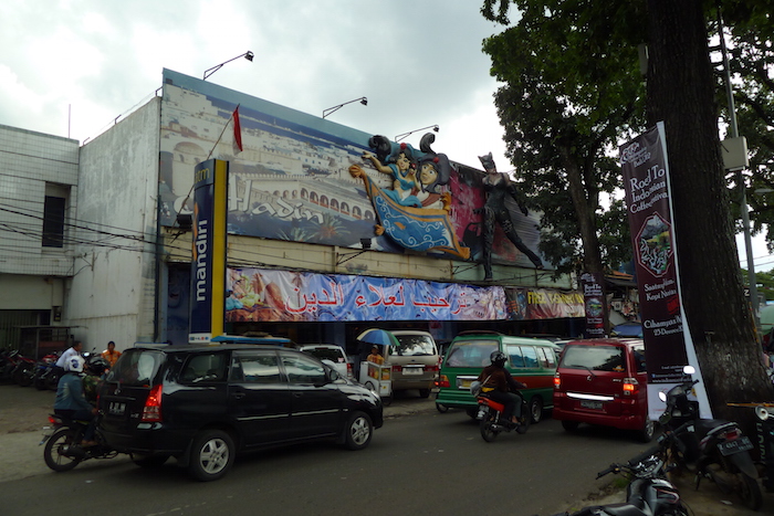 Cihampelas Bandung Indonesia Shopping