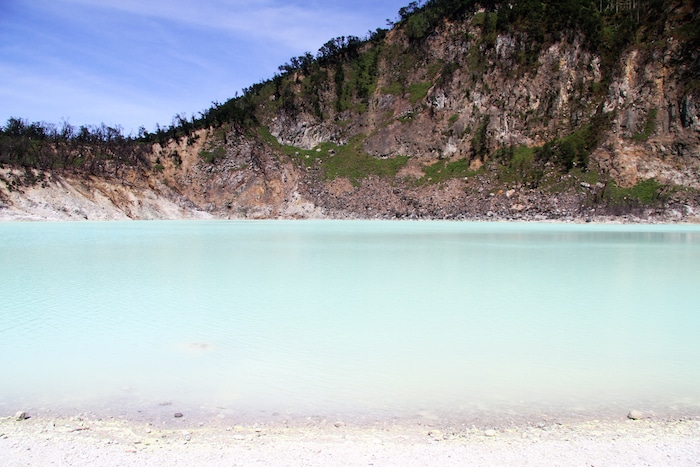 Kawah Putih Bandung Indonesia 