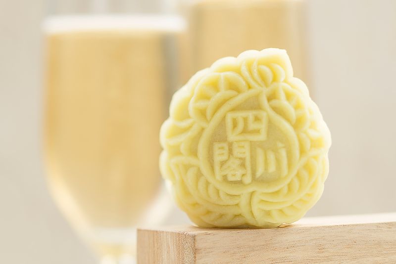 Champagne Truffle & Chocolate Ganache - szechuan court mooncakes 2016