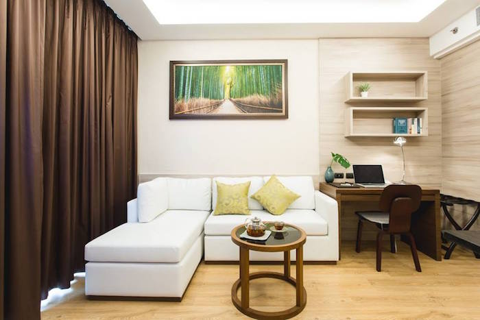 adelphi forty-nine hotel bangkok - living room