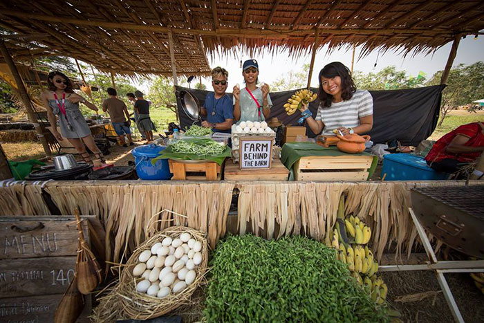 food vendors at wonderfruit